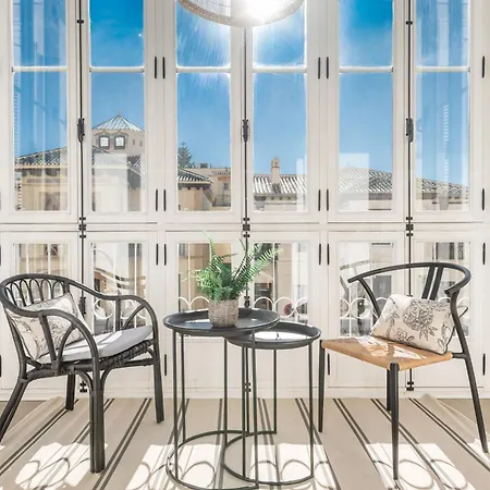 فيلة Bright Classic House Near La Malagueta Rems مالقة
